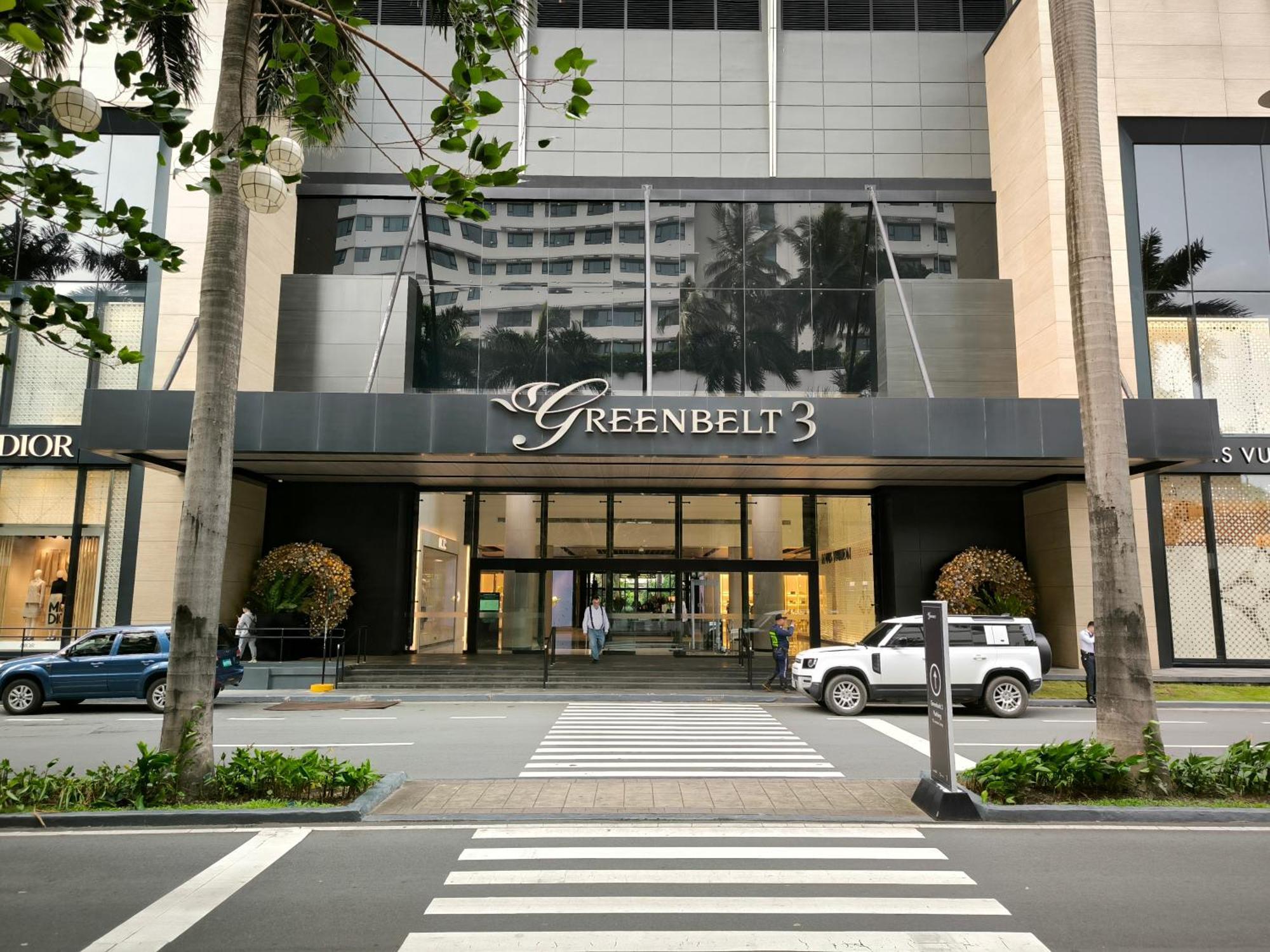 Kl Executive Greenbelt Manila Exteriör bild